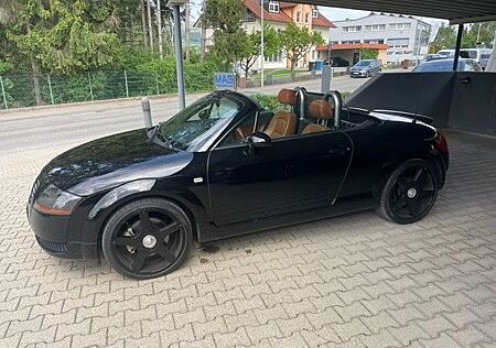 Audi TT Roadster 1.8T -