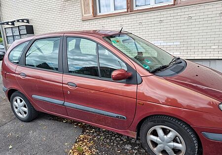 Renault Scenic RXE 1.6 16V RXE