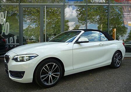 BMW 218 Cabrio i Sport Line AHK abn./LED/Windschott