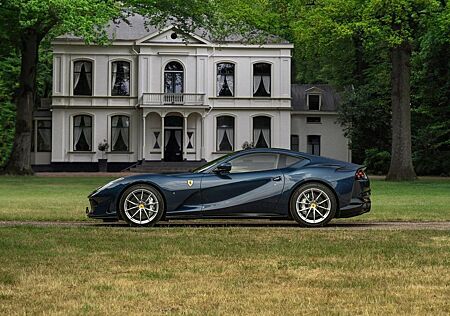 Ferrari 812 Superfast | Atelier Car | Blu Swaters | Veel