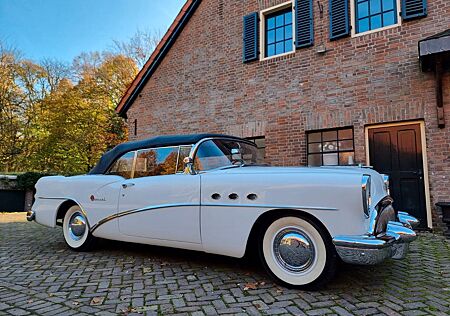 Buick Special Deluxe Convertible im 1A Sammlerzustand