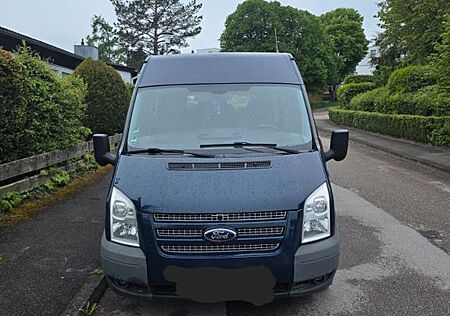 Ford Tourneo