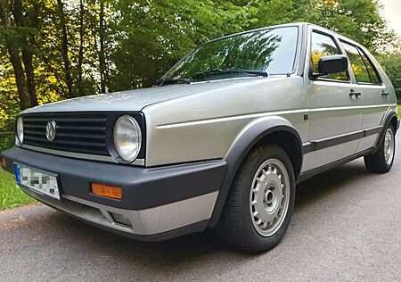 VW Golf Volkswagen 1.8 GL 90 PS, ZV, guter Zustand