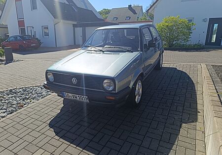 VW Golf Volkswagen 2