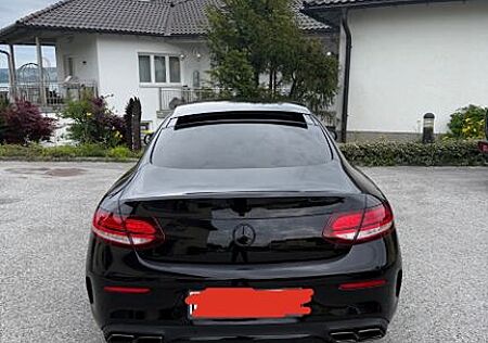 Mercedes-Benz C 300 4MATIC Autom. -