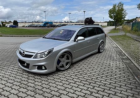 Opel Vectra OPC auf 19 Zoll Schmidt und KW V1