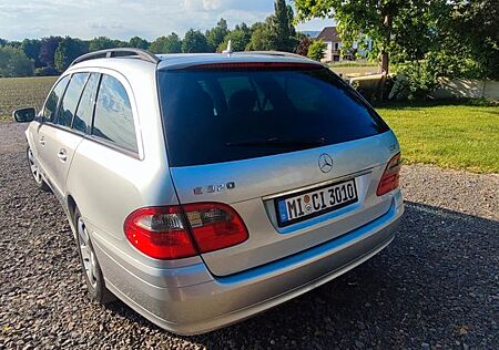 Mercedes-Benz E 320 CDI T CLASSIC Classic