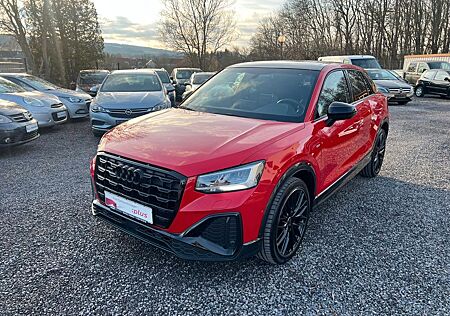 Audi Q2 40 TFSI quattro S LINE AUTOMATIK LED DAB PANO
