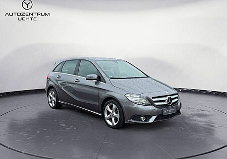 Mercedes-Benz B 180 /LEDER/NAVI/SITZHEIZ/