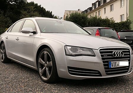 Audi A8 3.0 TDI quattro+Vollaussattung+