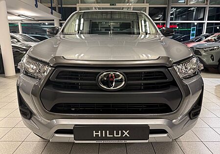 Toyota Hilux 2.8 DOUBLE CAB - KAMERA-SMART KEY-SITZH.