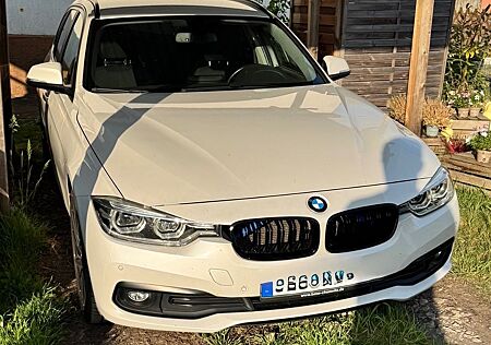 BMW 320d Touring Advantage