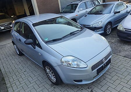 Fiat Grande Punto 1. Vorbesitzer mit Tüv .