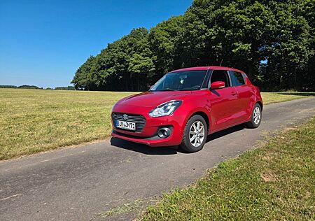 Suzuki Swift 1.0 BOOSTERJET HYBRID Comfort+ Comfort+
