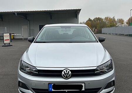 VW Polo Volkswagen 1.0 48kW Comfortline Comfortline