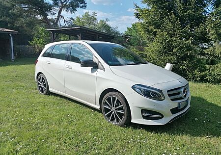 Mercedes-Benz B 180 CDI Style Style
