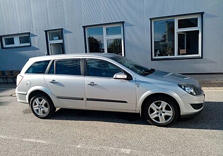 Opel Astra Caravan 1.6 Ecotec Edition 111 Jahre E...