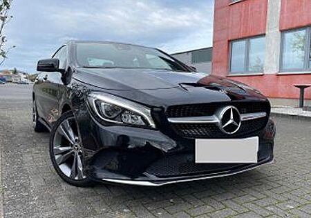Mercedes-Benz CLA 180 -