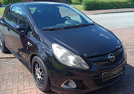 Opel Corsa 1.6 Turbo OPC