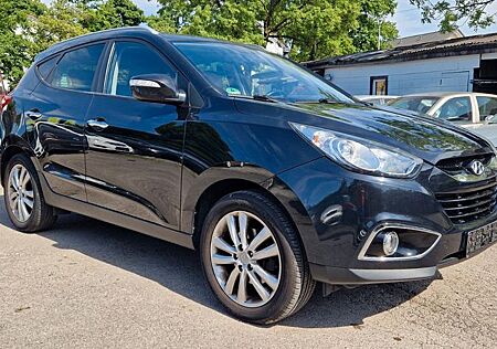 Hyundai ix35 2.0 Style 2WD *NAVI* R-Kamera*PDC*