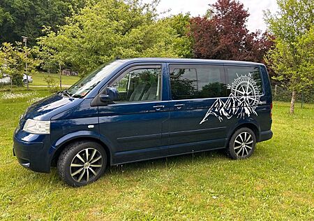 VW T5 Multivan Volkswagen Austauschmotor 57000 KM!! Reifen NEU