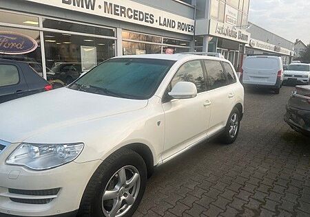 VW Touareg Volkswagen V6 TDI Individual