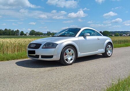 Audi TT Coupe 1.8T 132 kW -