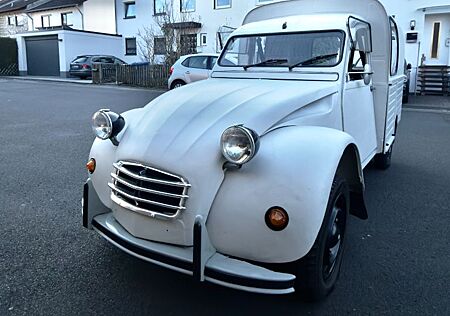 Citroën 2 CV / AK400