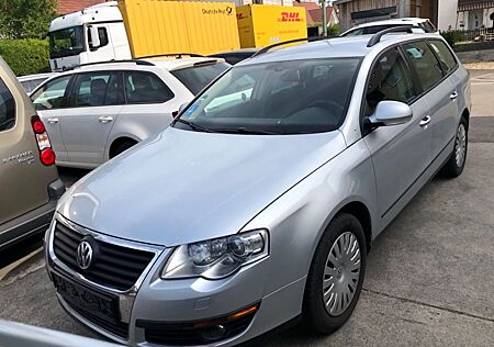 VW Passat Variant Volkswagen Passat 2.0TDI-170PS. Trendline.Xenon.abn-AHK.Kli