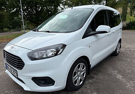 Ford Tourneo Courier 1.5 TDCi 74kW Trend