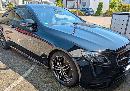 Mercedes-Benz E 300 E300 Coupé Aut., AMG, MultibeamLED, 1.Hand