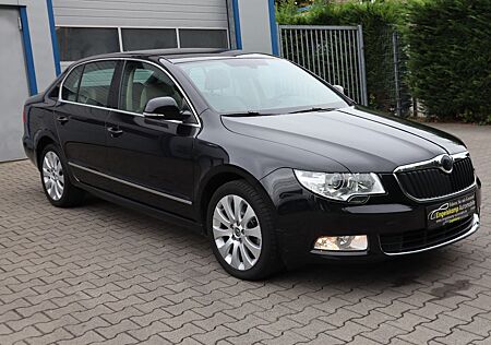Skoda Superb 1.8 TSI Elegance/DSG/SHZ/PDC/SCHECKH./2HD
