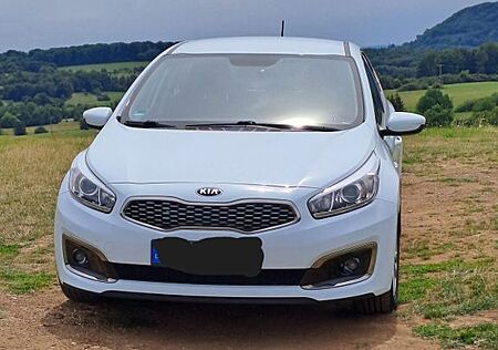 Kia Cee'd / Ceed 1,4 Edition 7