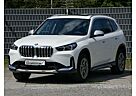 BMW X1 18 i sDrive Panoramadach Driv.Assist Navi!