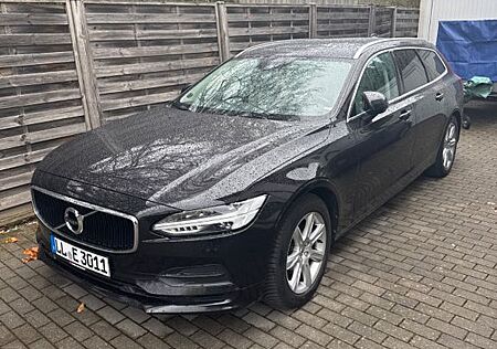 Volvo V90 D3 AWD Momentum Geartronic Momentum