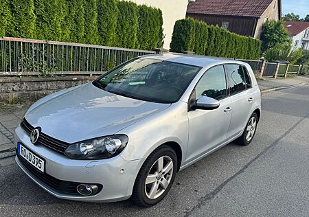 VW Golf Volkswagen 1.6 TDI Team | TÜV bis 2027