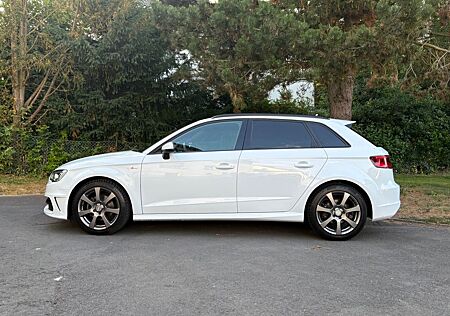 Audi A3 1.4 TFSI cod ultra Ambition Sportback Amb...