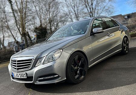 Mercedes-Benz E 300 CDI BlueEFFICIENCY AVANTGARDE AVANTGARDE