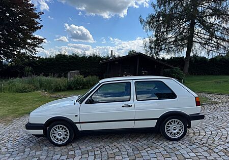 VW Golf Volkswagen GTI 1.Hd orig. 24000 km!! rostfrei!