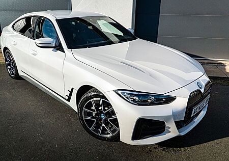 BMW i4 GranCoupe - 40eDrive/MSport/LED/Alcantara/R18
