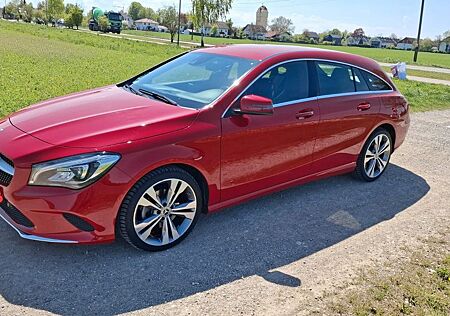 Mercedes-Benz CLA 180 Shooting Brake - 8 fach bereift