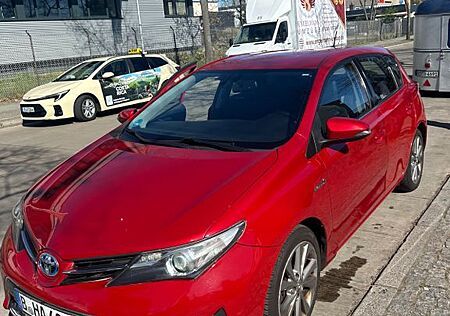 Toyota Auris Comfort 1,6-l-Valvematic Multidrive S ...