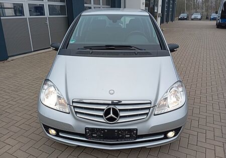 Mercedes-Benz A 160 CDI ELEGANCE BlueEFF.,ALU,SZH,SERV/TÜV NEU