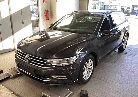 VW Passat Variant Volkswagen 1.5 TSI DSG Business LED NAVI AHK