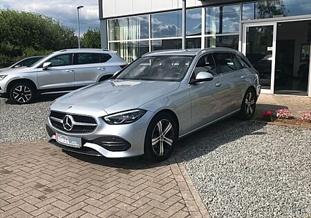 Mercedes-Benz C 200 d T Avantgarde LED Kamera Spur AHK