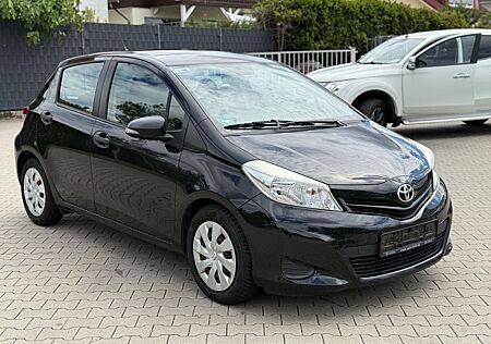 Toyota Yaris Cool