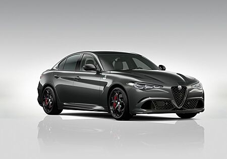 Alfa Romeo Giulia QV 2.9 V6 (520PS)| H&K | Sparco | AKRA