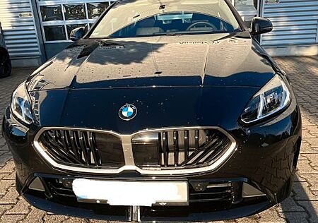 BMW 120 M Sport Neues Modell F70 sofort schwarz met.