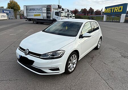 VW Golf Volkswagen 2.0 TDI SCR DSG Highline Highline