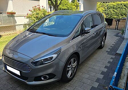 Ford S-Max 2,0 TDCi 132kW Titanium